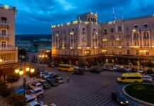 თბილისში, მარჯანიშვილის მეტროსთან ახალგაზრდა მამაკაცი დაჭრეს