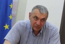 ,,არსებულ პოლიტიკურ ლანდშაფტში ჩემს თავს და ადგილს ვერ ვხედავ” – დავით ზურაბიშვილმა რესპუბლიკური პარტია დატოვა
