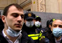 ნიკა მელიას ადვოკატებს პარლამენტში არ უშვებენ