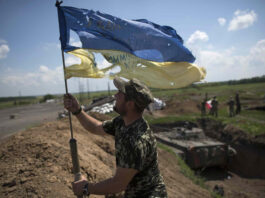 პოლონეთის პრეზიდენტისა და აშშ-ს პრეზიდენტის, შეხვედრა დათქმულ დროზე გვიან შედგა