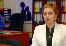 გორის ჰოსპიტალსა და “ვივა მედში” გადაღებულ კატეს შორის სხვაობაა, რაც ნეგატიურ განვითარებაზე მიუთითებს – ჯიშკარიანი მიხეილ სააკაშვილზე