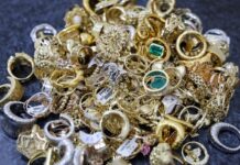 ავტობუსში მოწყობილი სამალავით საბაჟოზე დაახლოებით 535 000 ლარის ოქროს ნაკეთობები შემოიტანა – დაკავებულია ერთი პირი