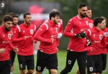 ვულოცავთ ხვიჩას და ეროვნულ ნაკრებს – “ნაპოლის” მილოცვა