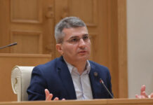 ოფიციალურ დონეზეც მწვავე კრიტიკას ვისმენთ… სანქციას არ ველოდები -მდინარაძე რუსულ კანონზე