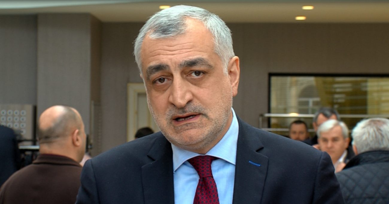 “პროკურატურიდან დამიკავშირდნენ, მოწმის სტატუსით მობრძანდიო; რა თქმა უნდა, დაკავება უნდათ” – ხაზარაძე