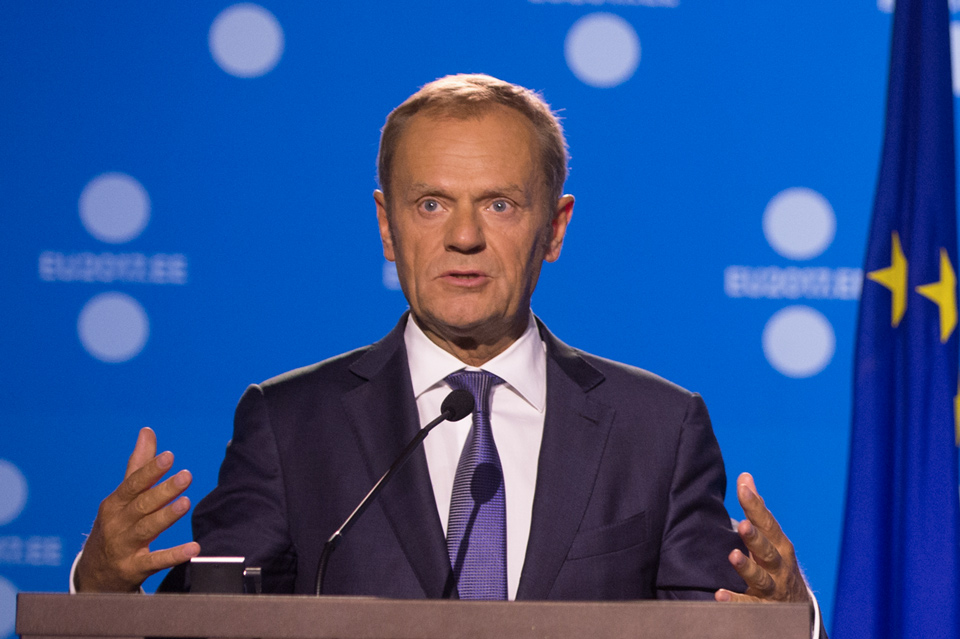 “ძვირფასო ამერიკელებო, ძვირფასო უკრაინელებო, ნუ დაკარგავთ ამ შანსს. მთელი მსოფლიო გიყურებთ” – ტუსკი