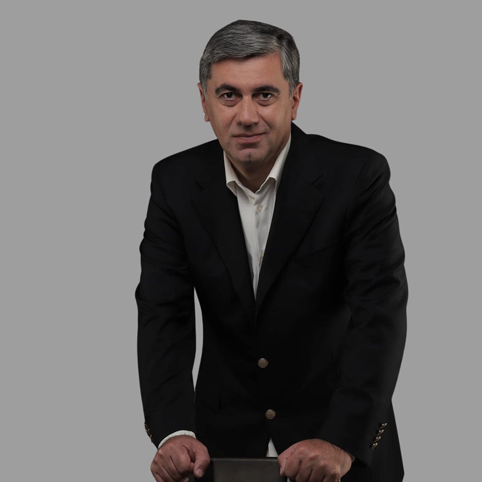 ირაკლი ოქრუაშვილს აღკვეთის ღონისძიების სახით 20 000-ლარიანი გირაო შეეფარდა და საზღვრის კვეთა აეკრძალა