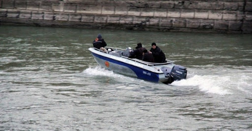 მტკვარში მანქანით გადავარდნილ ორ ადამიანს ამ დრომდე ეძებენ