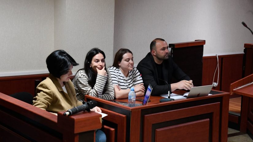 მირანდა ბაღათურიასა და ანა ყურაშვილს 4 000-4 000-ლარიანი ჯარიმა დააკისრა