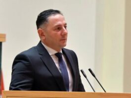 ვახტანგ გომელაურმა თანამდებობა დატოვა