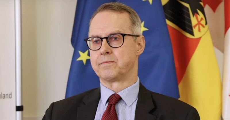 “ეს ძალიან არაქართული საქციელი იყო” – ფიშერი ბათუმში მომხდარ ინციდენტზე