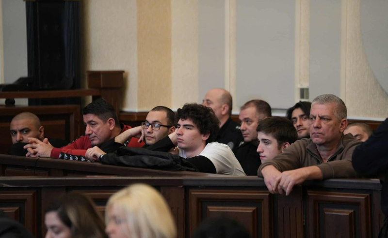 სასამართლოში ზვიად ცეცხლაძის და რეჟიმის კიდევ 7 პატიმრის სასამართლო პროცესი იწყება