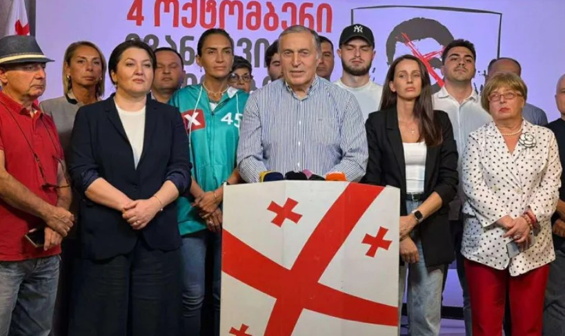 ენმ-ის პოლიტსაბჭოს სხდომას პაატა ბურჭულაძეც ესწრებოდა