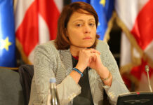 ელენე ხოშტარიას 5000 ლარიანი საპატიმრო გირაო შეეფარდა