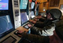 კრემლს საზენიტო ტყვიამფრქვევები იცავენ – უკრაინული დრონები წუხელ მოსკოვს უტევდნენ