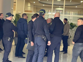 ბალდის მცველები სოფლის მეურნეობის სამინისტროში არ შეუშვეს