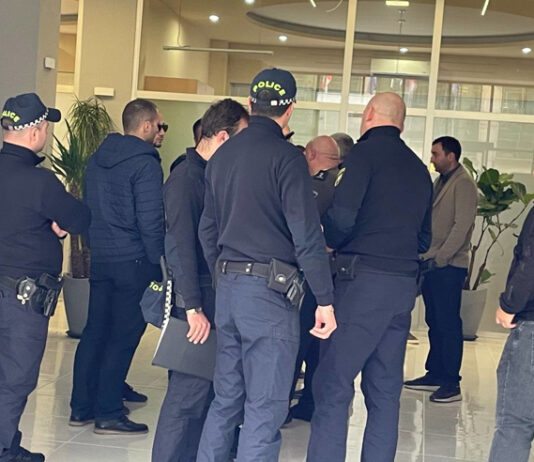 ბალდის მცველები სოფლის მეურნეობის სამინისტროში არ შეუშვეს