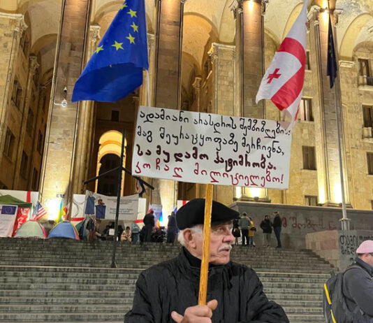 პოლიციამ 75 წლის გურამ ქუხილავა დააკავა