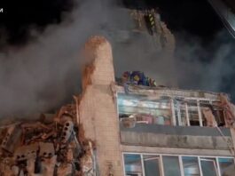 ტერნოპოლში, კორპუსის ნანგრევებში 22 ადამიანს ეძებენ, დაღუპულ 26-ს შორის 3 ბავშვია