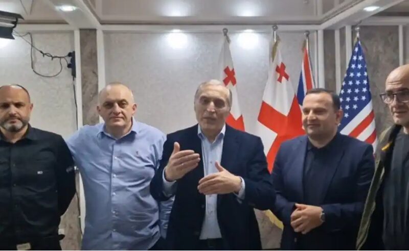 ადვოკატმა მურთაზ ზოდელავას და პაატა მანჯგალაძის გირაოს სანაცვლოდ გათავისუფლების შუამდგომლობით მიმართა