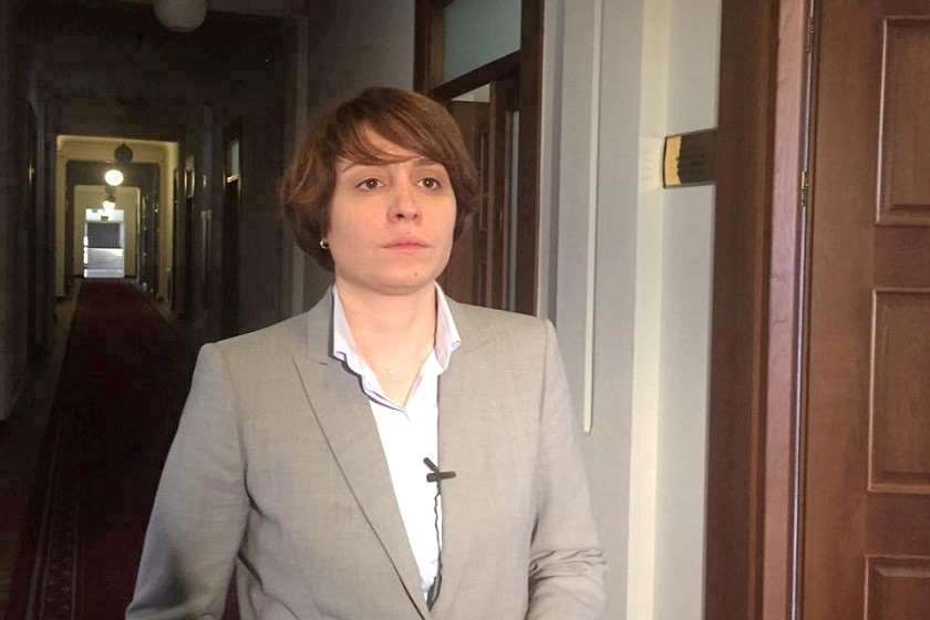 ხოშტარია- მახსოვს ყველა „ქოცის“ ცინიკური სახე, გახარიას გაღმერთება, თვალდათხრილი ადამიანების შეურაცხყოფა, გუშინ კი ვნახე, როგორ იზეიმა სიმართლემ