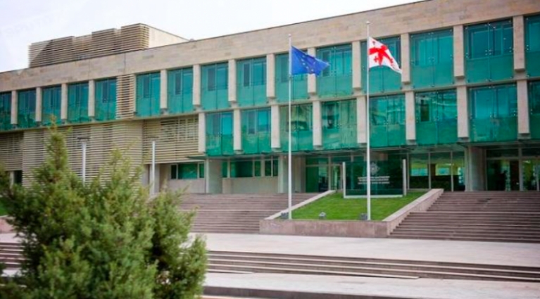 უცხოეთის ორგანიზაციისთვის მტრულ საქმიანობაში დახმარებაზე გამოძიება გრძელდება – სუს