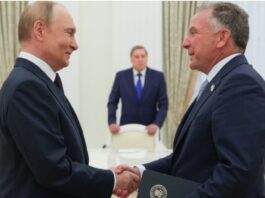 პუტინი კრემლში სტივენ უიტკოფს შეხვდა