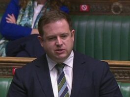 სტივენ დოუთი-საქართველოს მთავრობის კანონმდებლობა მიზანში იღებს NGO-ებს, ოპოზიციას