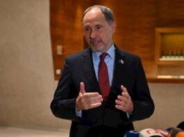 ჩვენ საქართველოს ველით – სამწუხაროდ, დრო გადის და ბევრ დროს ვკარგავთ, ტანგოს კი ორი ცეკვავს- ჰერჩინსკი