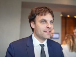 EU-ს მაღალჩინოსანმა საქართველოსთან სავიზო დიალოგს “საკმაოდ უნაყოფო” უწოდა-იოზვიაკი