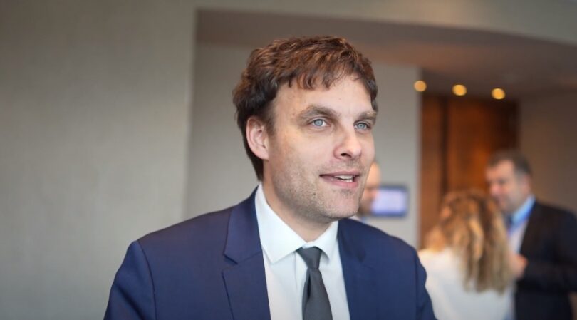 EU-ს მაღალჩინოსანმა საქართველოსთან სავიზო დიალოგს “საკმაოდ უნაყოფო” უწოდა-იოზვიაკი