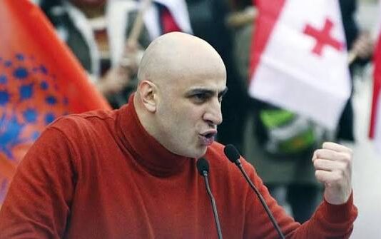 ნიკა მელიას სასამართლოს უპატივცემლობის საქმეზე 1 წლით და 6 თვით პატიმრობა მიესაჯა