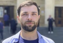 1-წლიანი პატიმრობის შემდეგ, “გირჩი – მეტი თავისუფლების” წევრი გელა ხასაია თავისუფალია